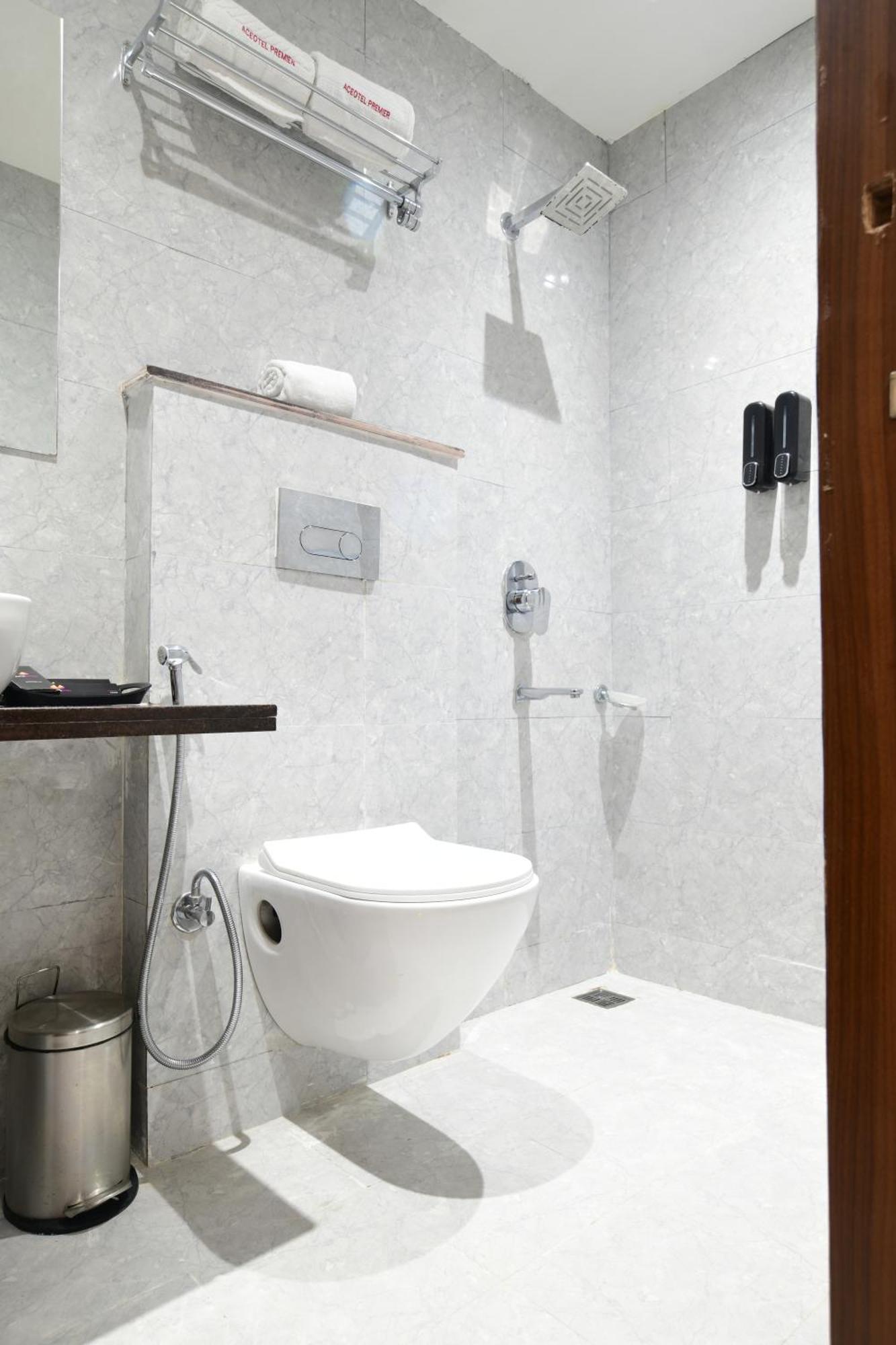 Aceotel Premier, Vijay Nagar Индор Екстериор снимка