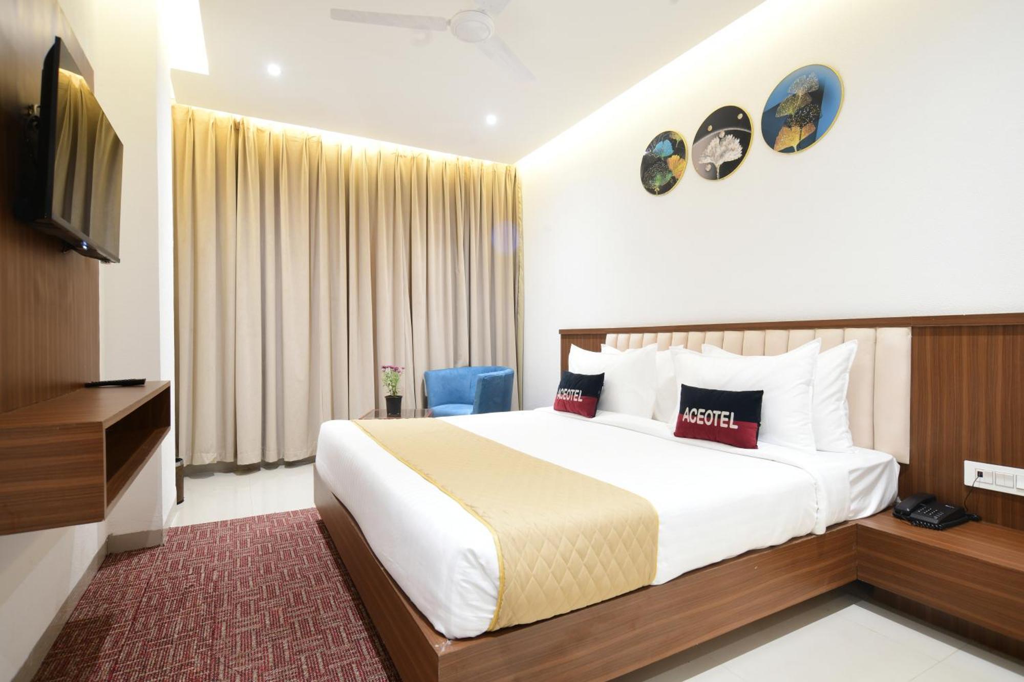 Aceotel Premier, Vijay Nagar Индор Екстериор снимка